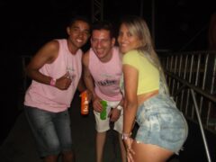 Oktober 10 Anos